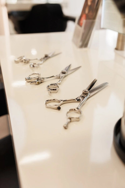 Haarprofis - Friseurstudio - Haare schneiden