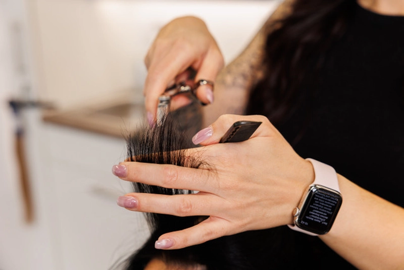 Haarprofis - Friseurstudio - Haare schneiden